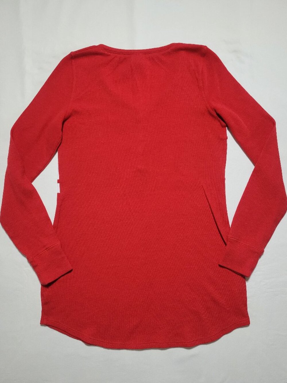Victoria's Secret PINK Red Snowflake Thermal Henley Sleep Shirt Size Medium - Picture 3 of 11